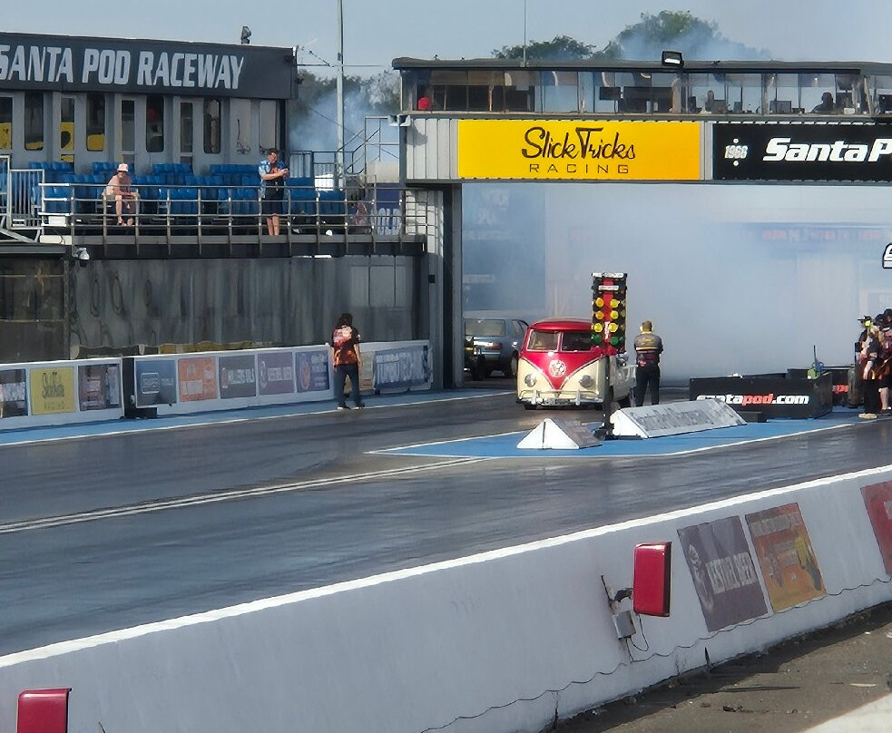 Santa Pod Raceway-韦灵伯勒必去景点