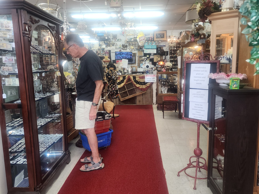 Digger's Antiques And Uniques-Fayetteville必去景点