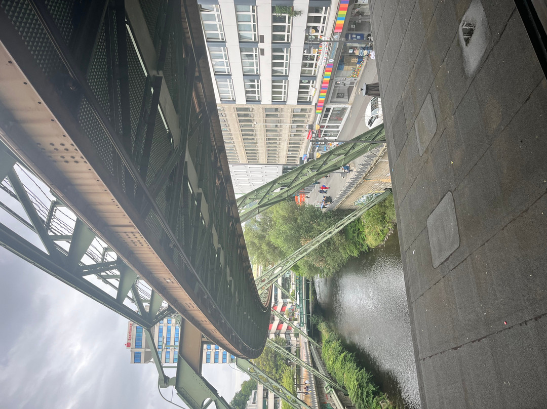 Wuppertaler Schwebebahn-伍珀塔尔必去景点