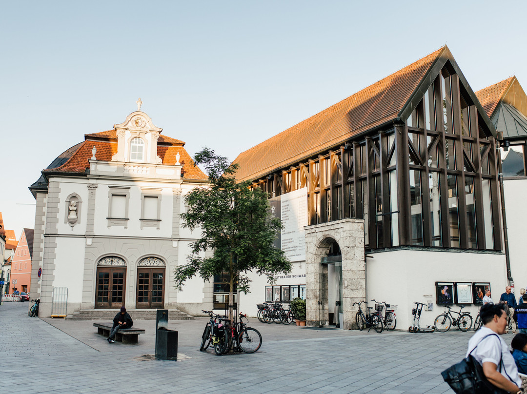 Landestheater Schwaben-梅明根必去景点