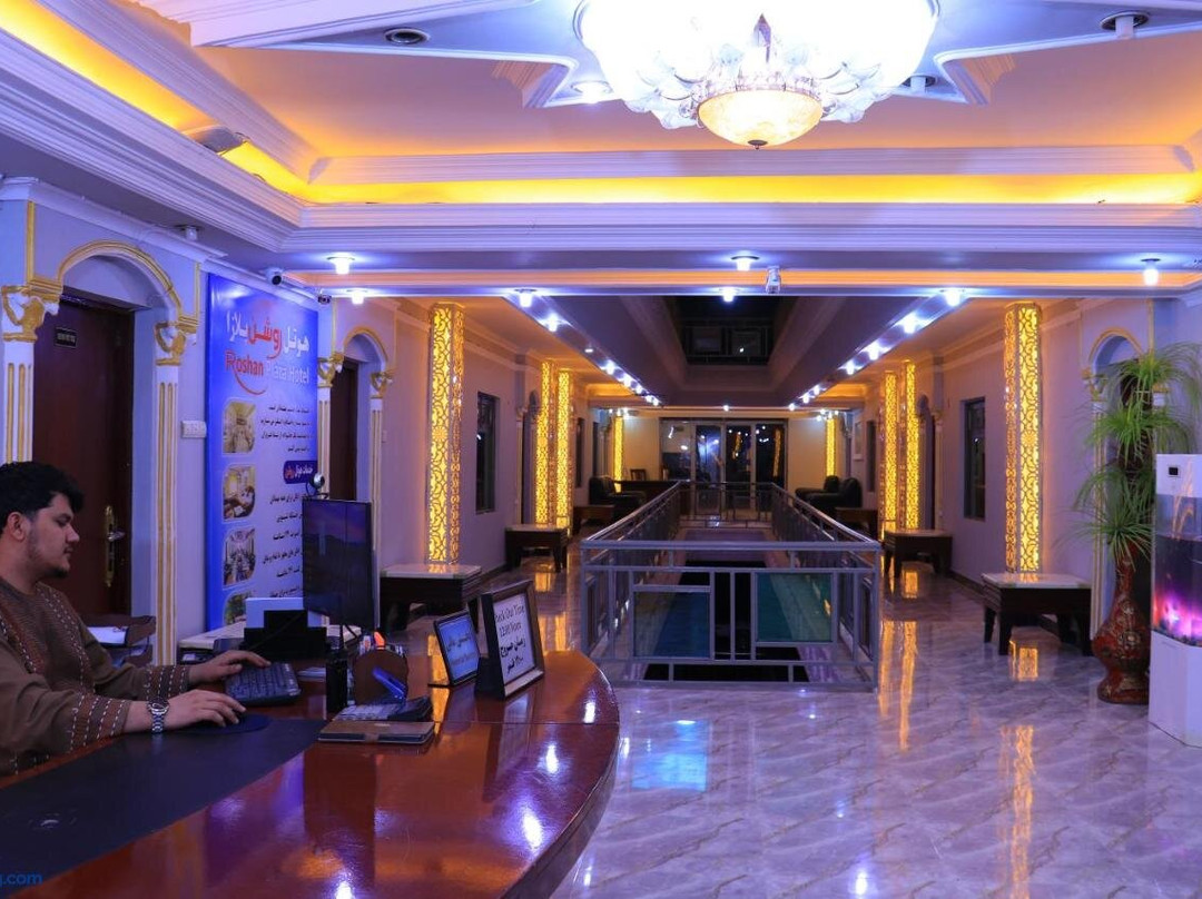 Roshan Plaza Hotel