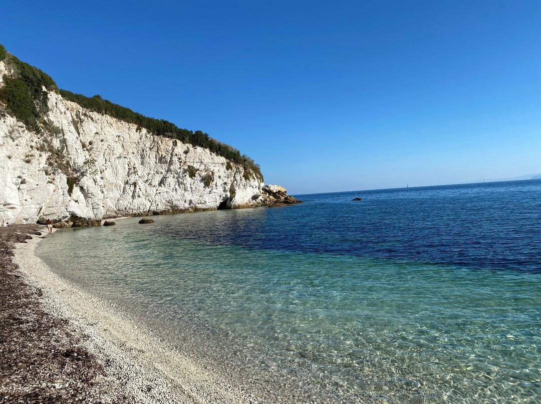 Spiaggia di Padulella-费拉约港必去景点