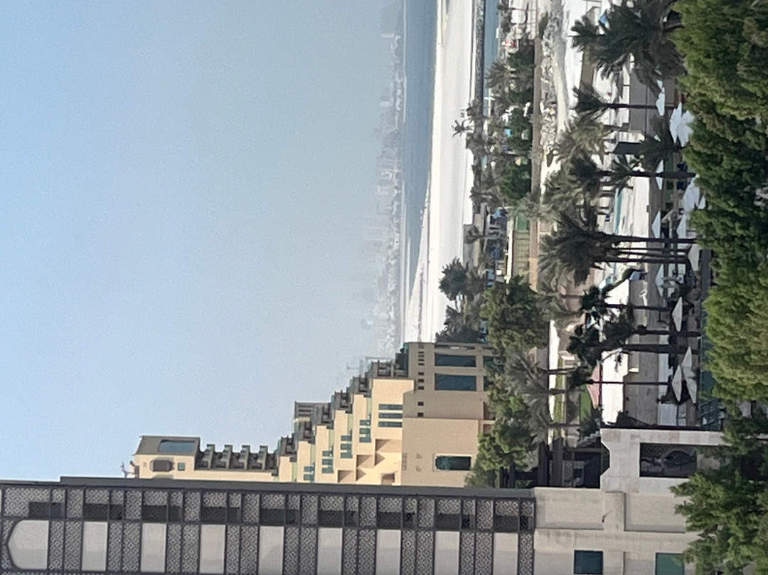 阿治曼都喜度假别墅主图