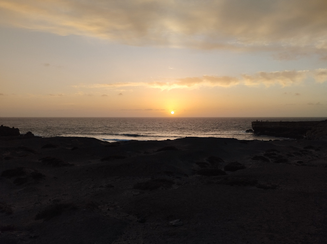 Caretta Beach La Pared
