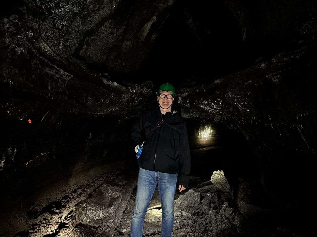 Kazumura Cave Tours-希洛必去景点