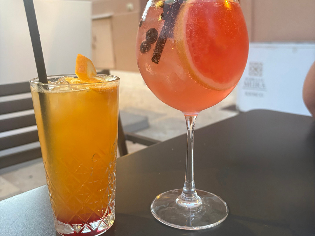 苏普拉勒穆拉酒店主图