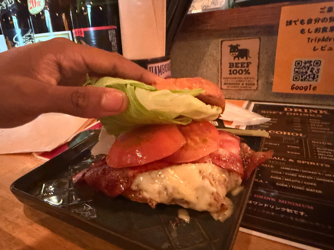 Warren's Place 2.1 Burgers＆Beer