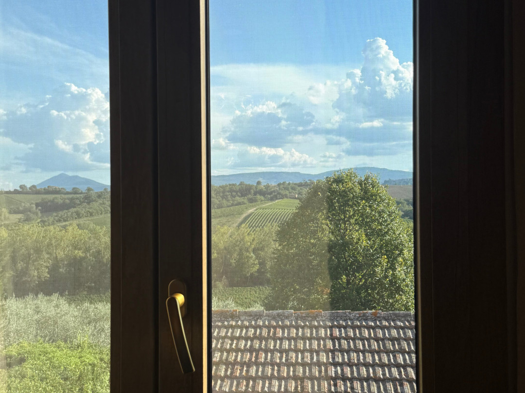 Tenuta Golo - Luxury Vineyard Suites in Montepulciano主图