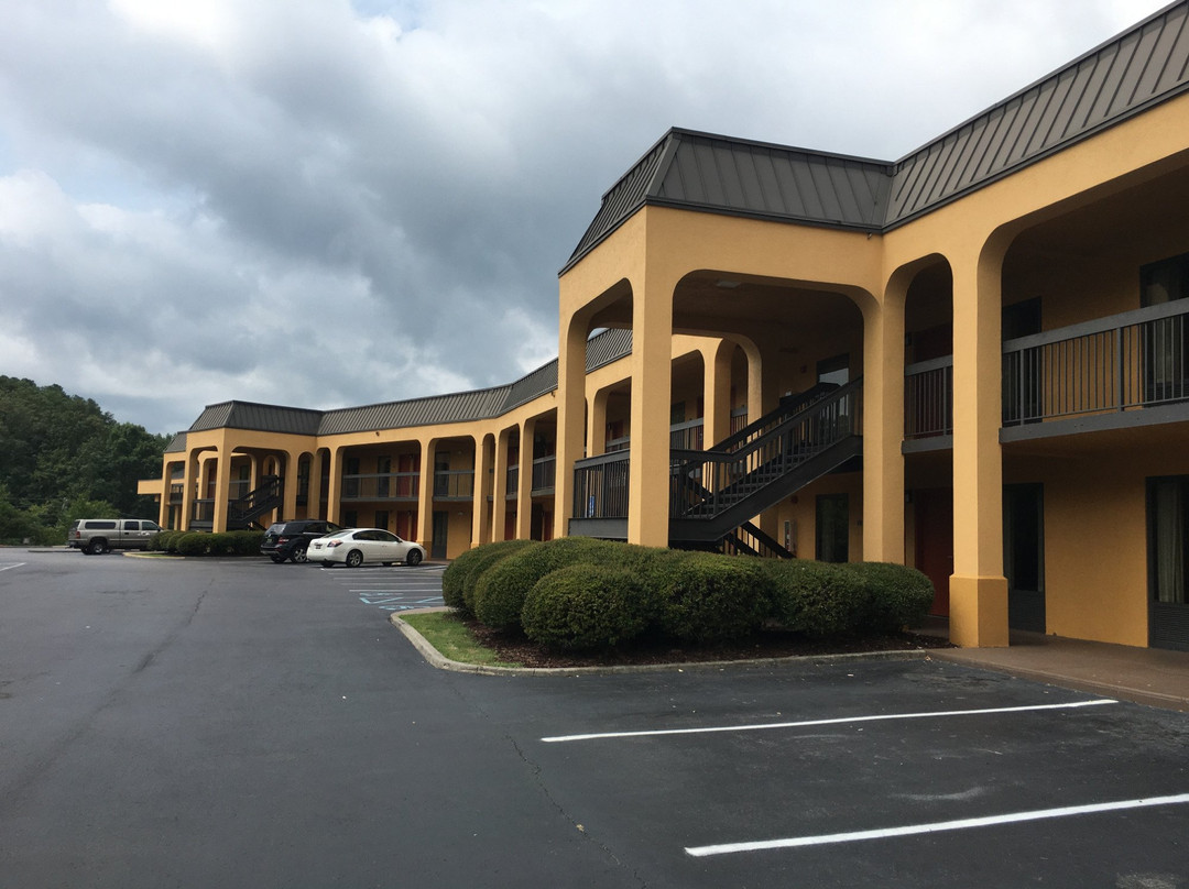 Quality Inn Airport–Southeast