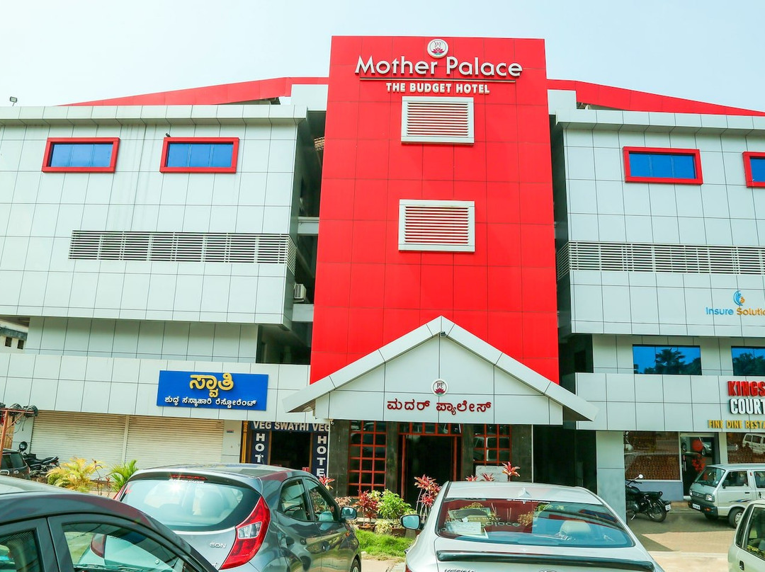 OYO 24519 Hotel Mother Palace