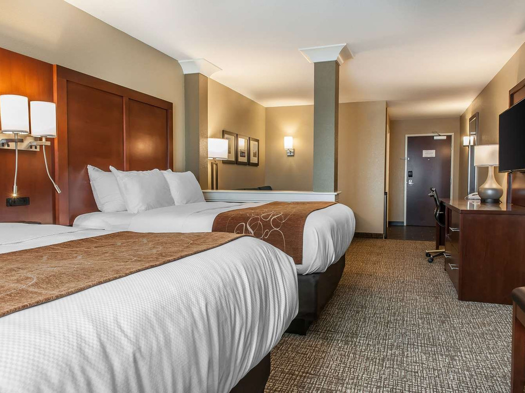 Comfort Suites主图