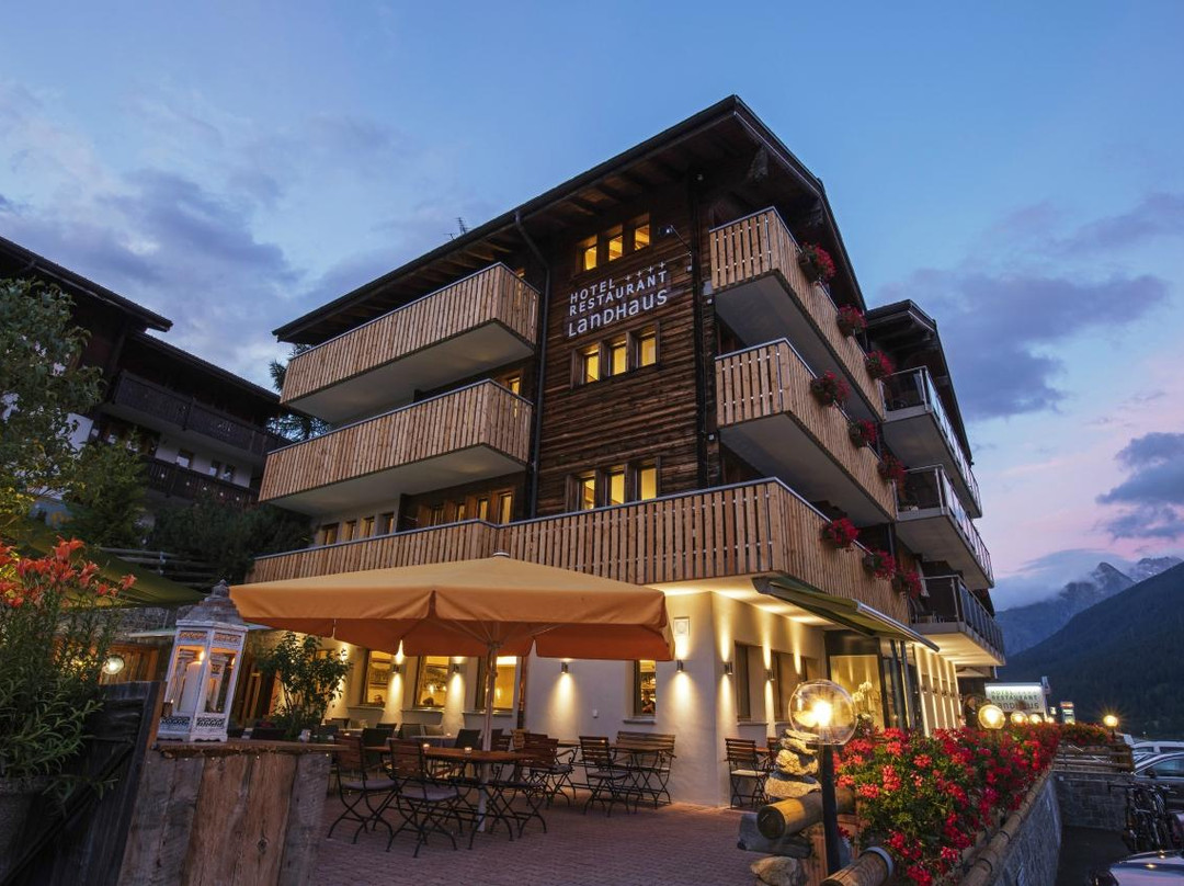 Ulrichen酒店住宿-Hotel Landhaus