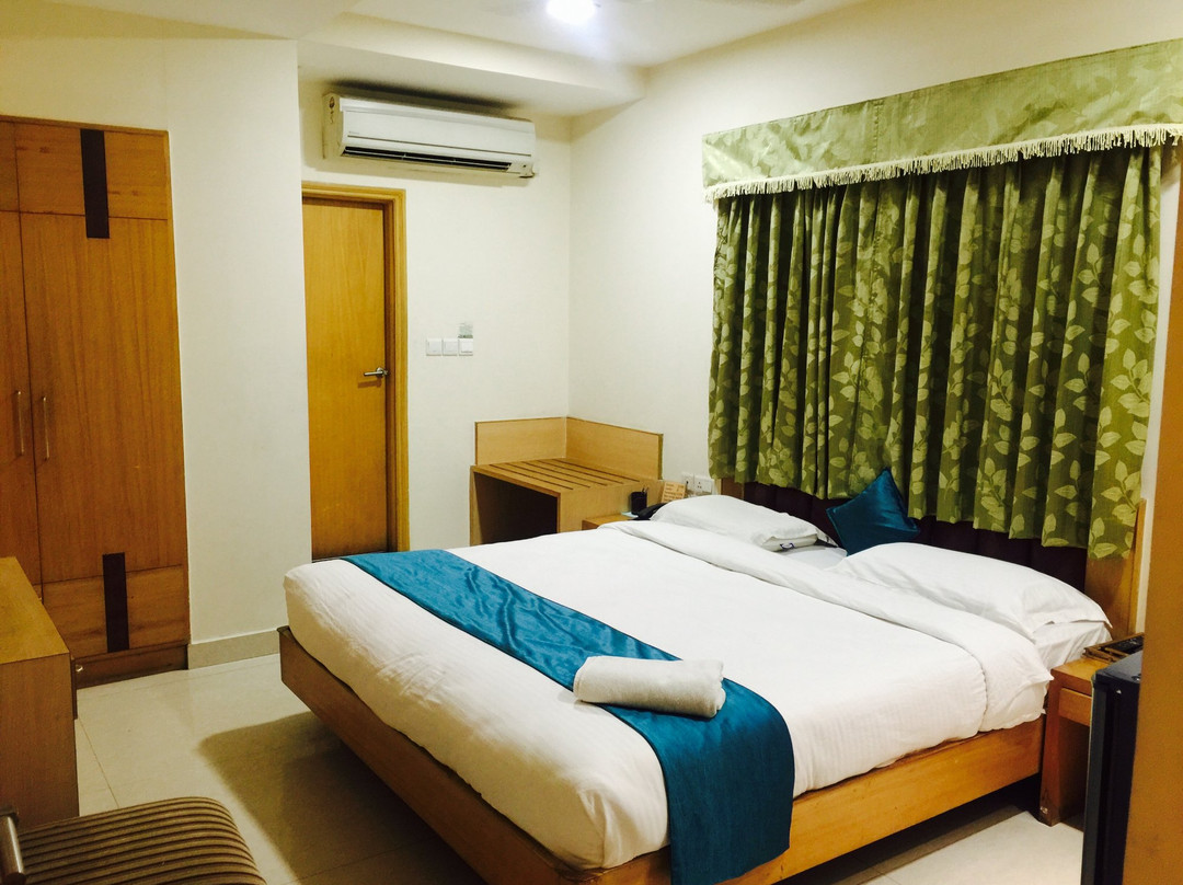 Collection O 2521 Hotel The Vinayak