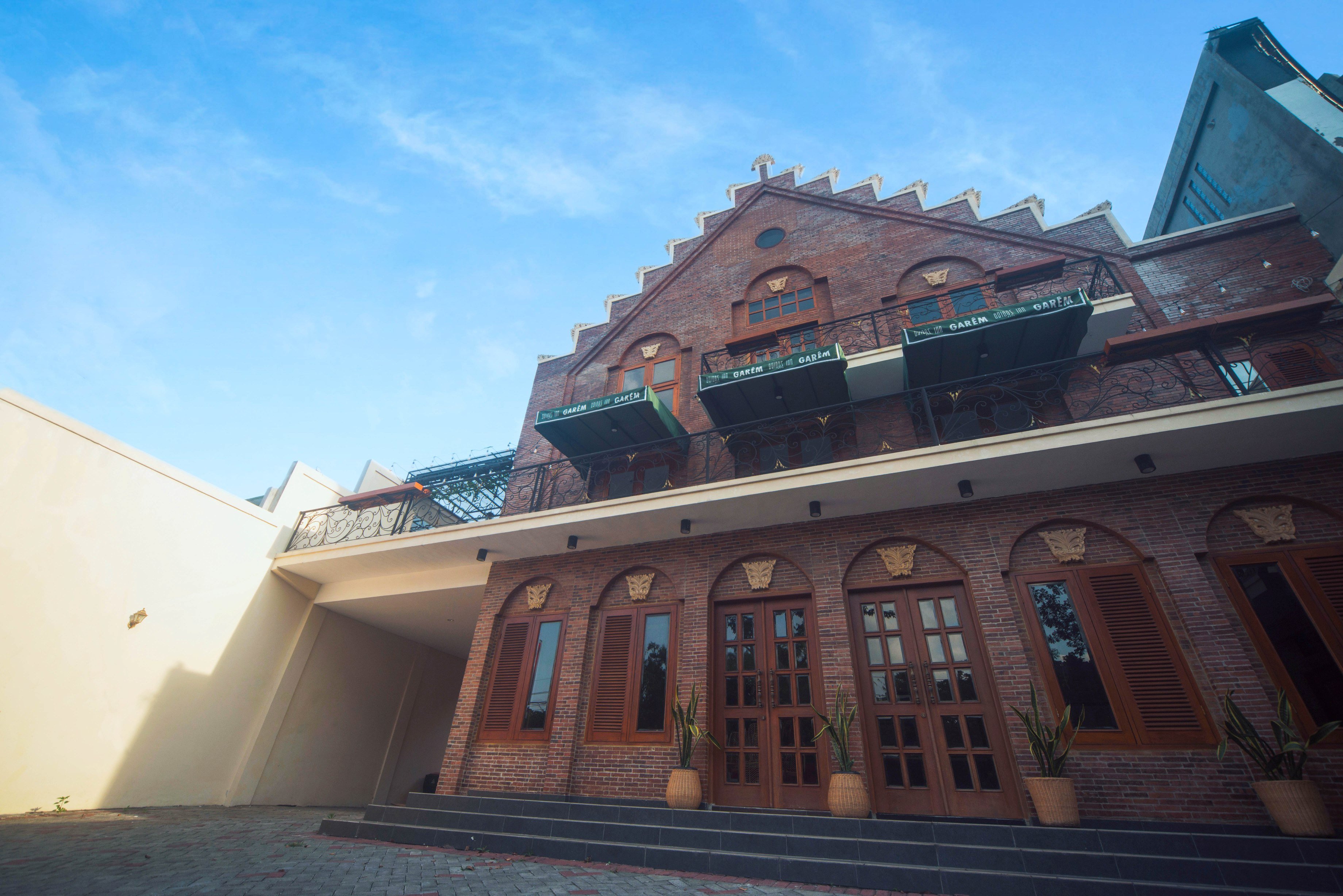 Briggs Inn Batu-官方