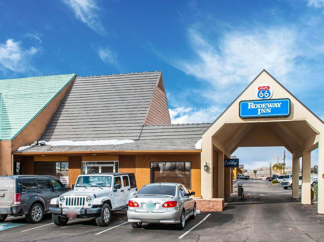 Rodeway Inn East主图