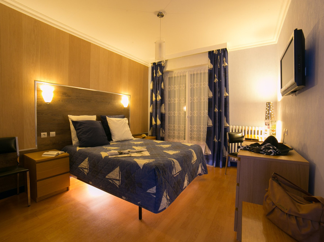 Crach酒店住宿-Breizh Hôtel