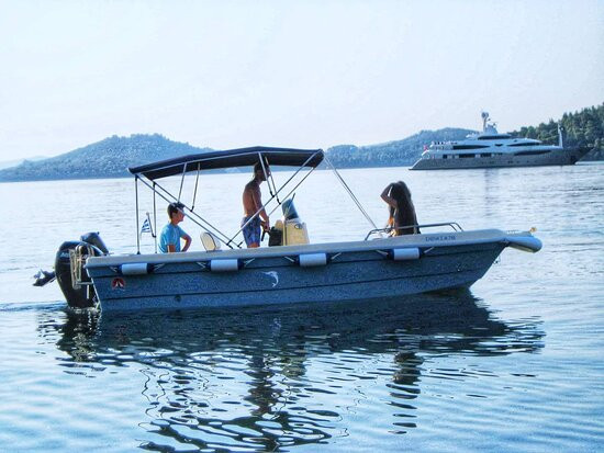 Rental Boat Ionion Marine景点图片