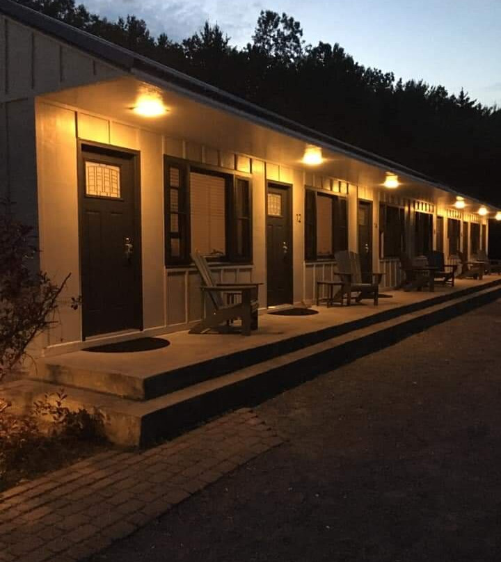 Shamrock Inn at the Adirondacks主图