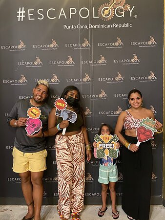 Escapology-蓬塔卡纳必去景点