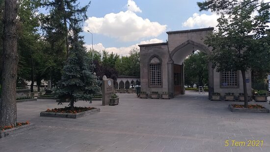 Seyyid Burhaneddin Hz. Turbesi景点图片