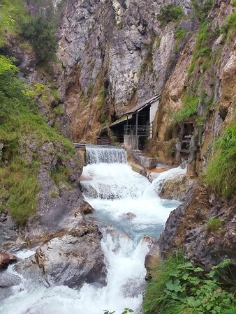 Zammer Lochputz-Zams必去景点