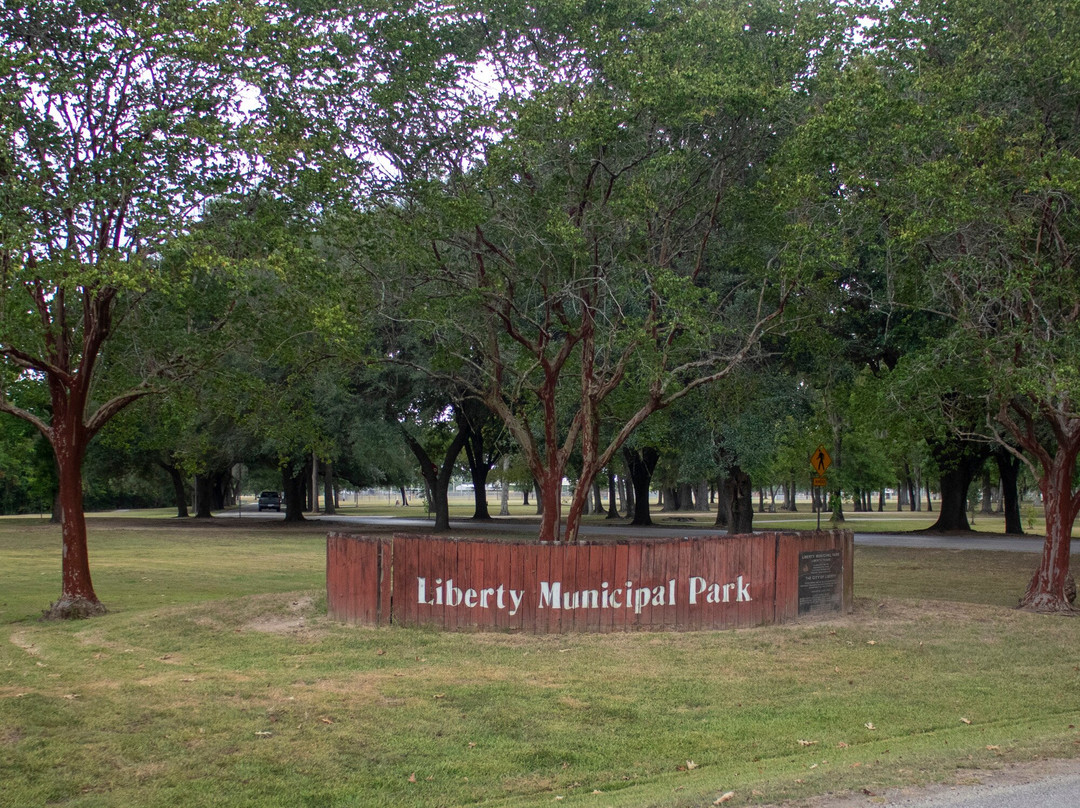 Liberty Municipal Park景点图片