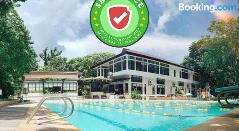 RedDoorz Premium @ Ouan's the Farm Resort