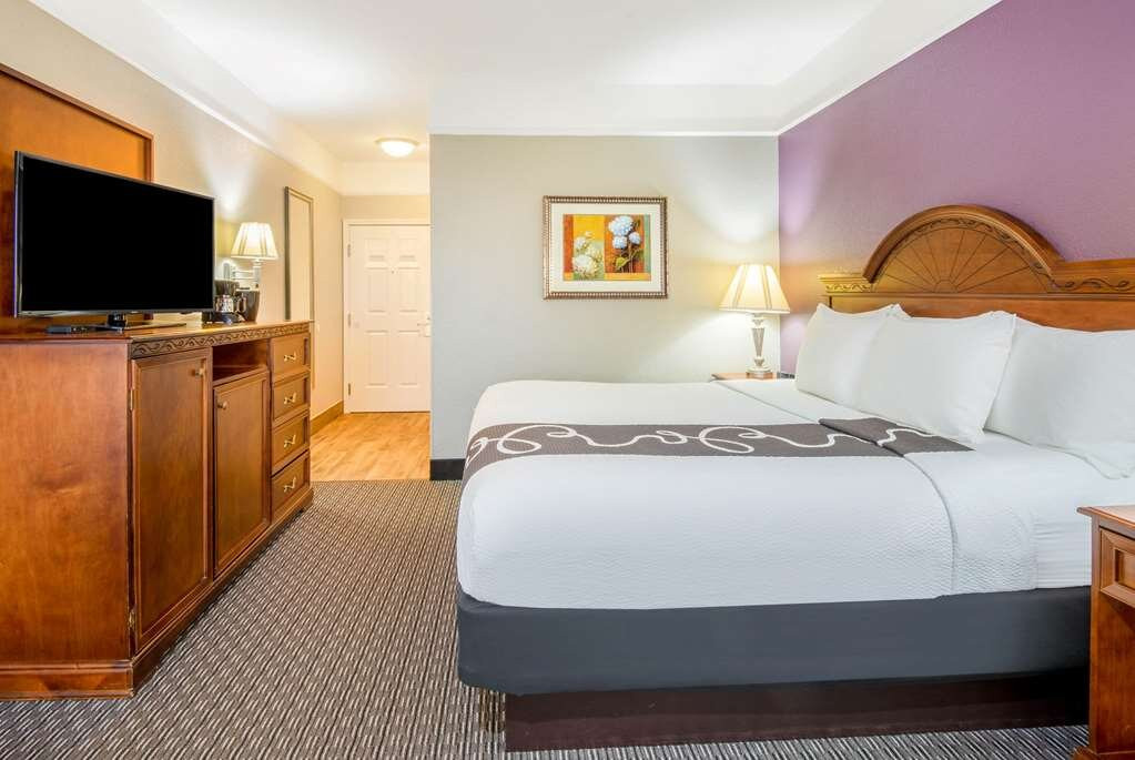 La Quinta Inn & Suites by Wyndham Gainesville主图