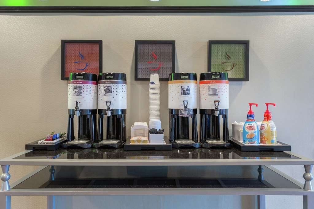 里士满南希尔顿恒庭酒店主图