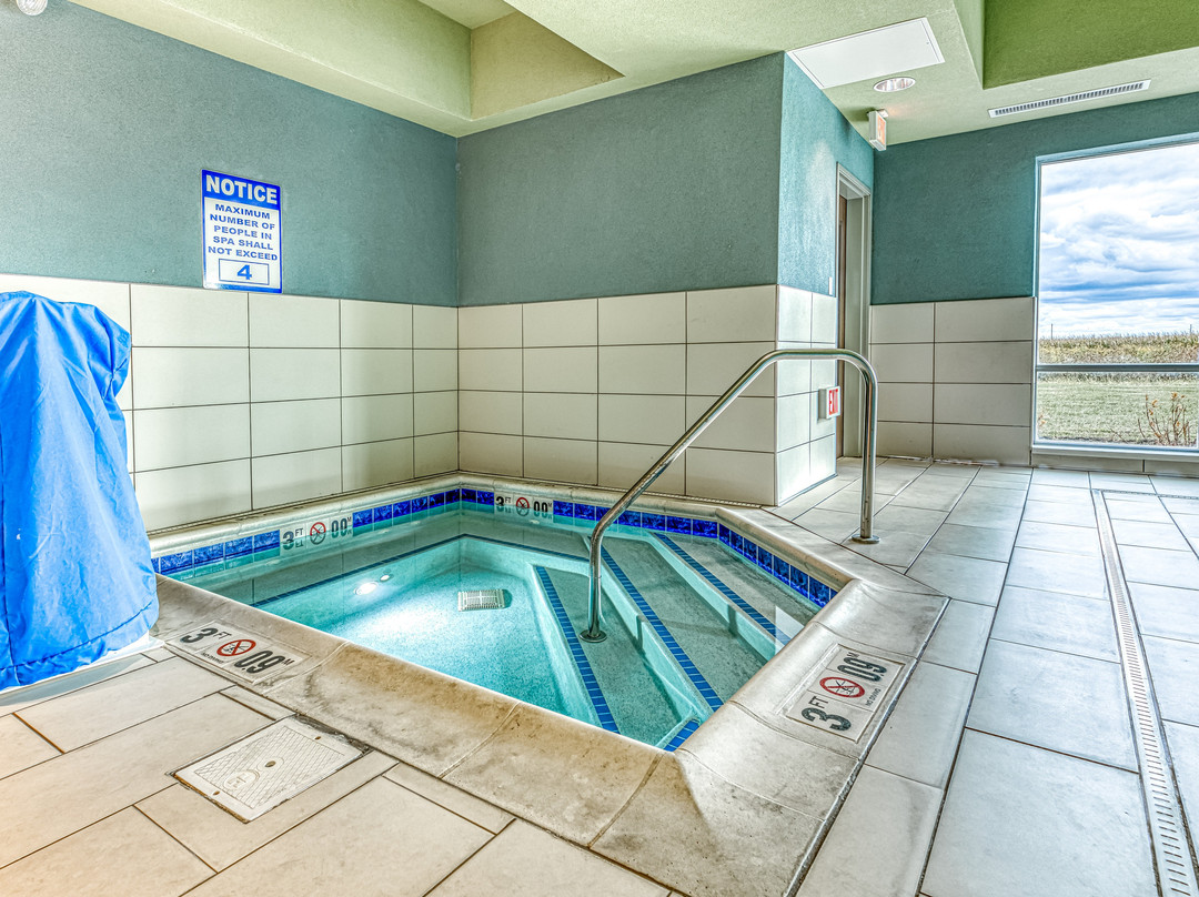 Holiday Inn Express & Suites Rantoul By IHG主图