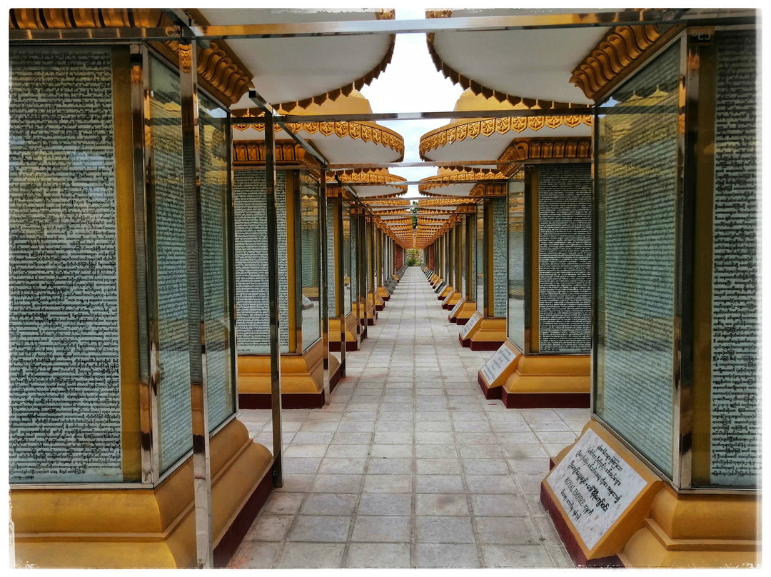 Mandalay Private Car with Driver-曼德勒必去景点