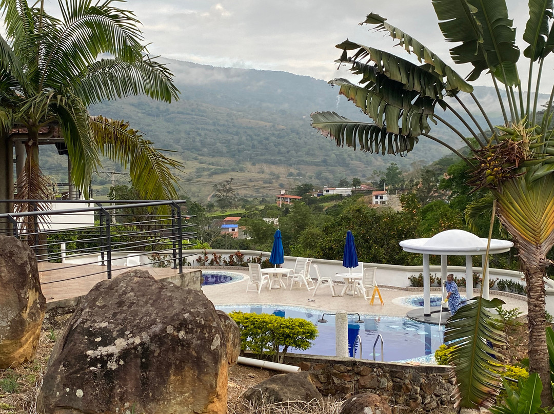 Hotel Sierra De La Cruz主图