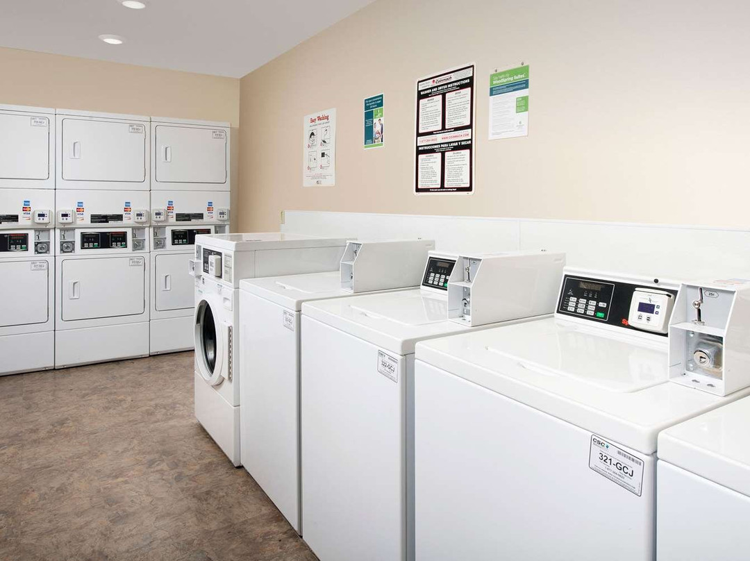 Woodspring Suites St. Louis Arnold主图