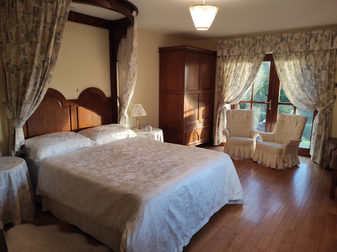 Tyddyn Mawr Farmhouse主图