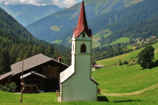 Cappella Di San Giovanni-San Leonardo in Passiria必去景点