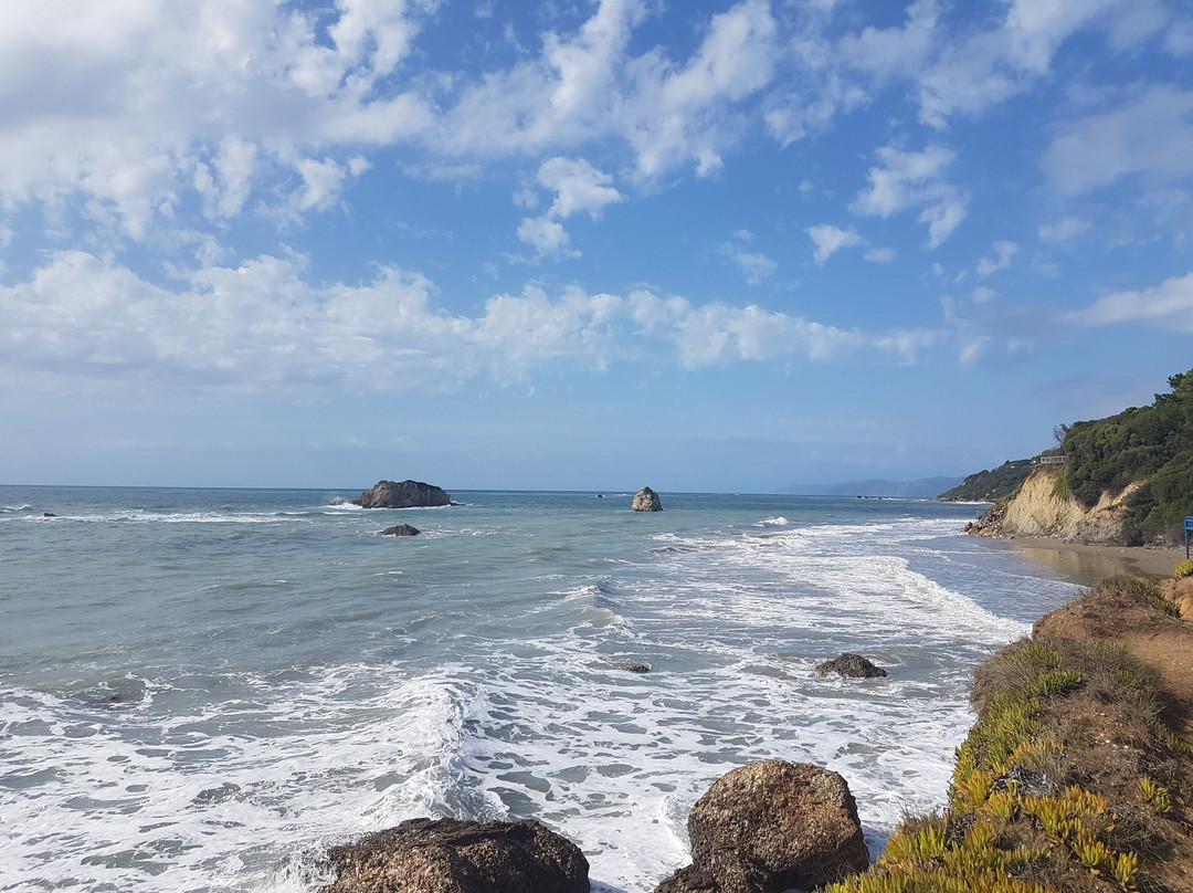 Prasoudi Beach-Agios Matheos必去景点