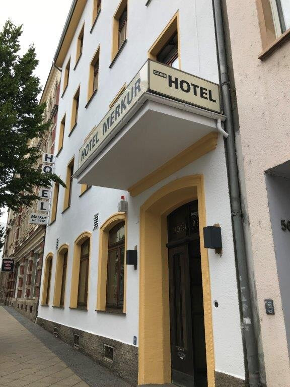 默克伽尼酒店主图