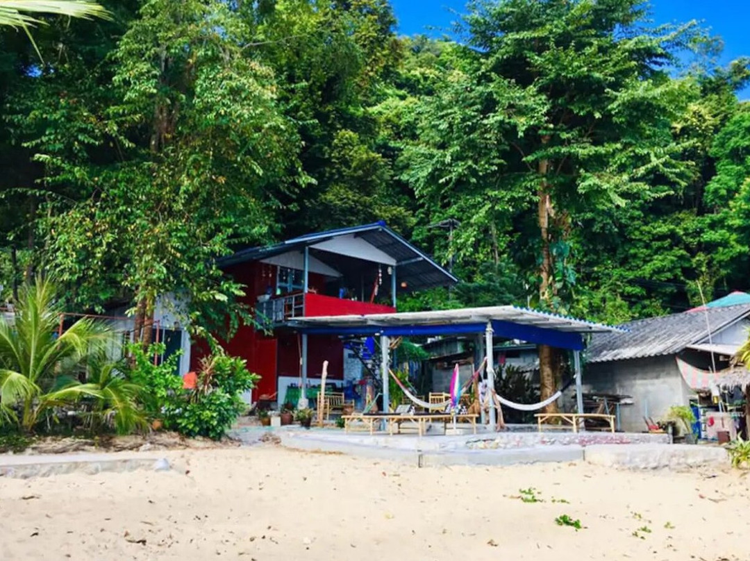 Sai Noi Beach Bungalows主图