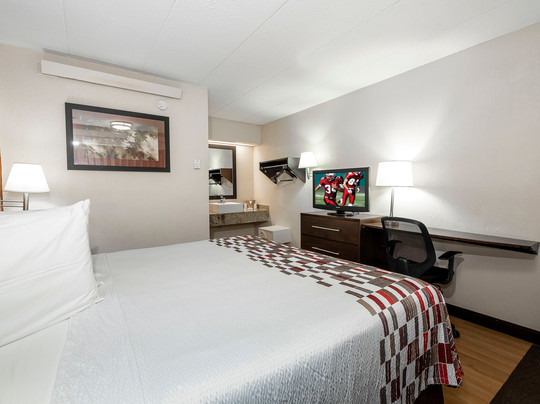 Travelodge by Wyndham Peoria主图