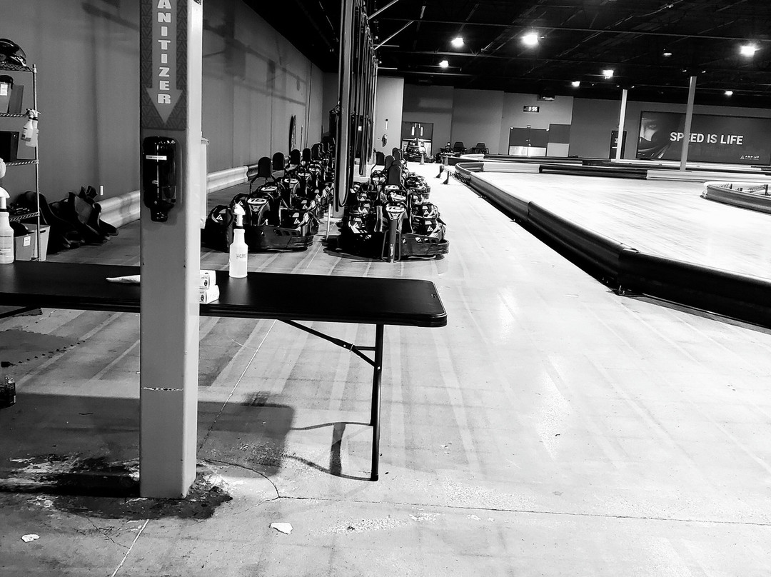 Amp Up Action Park-Town and Country必去景点