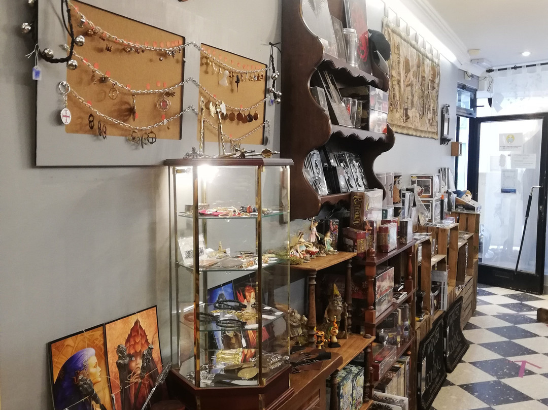 Le Reliquaire Au Moyen-âge