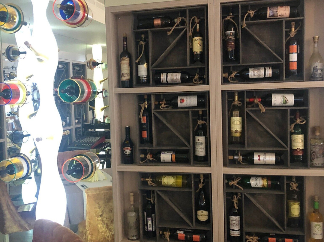 Kamarooms Business Hotel & Spa主图