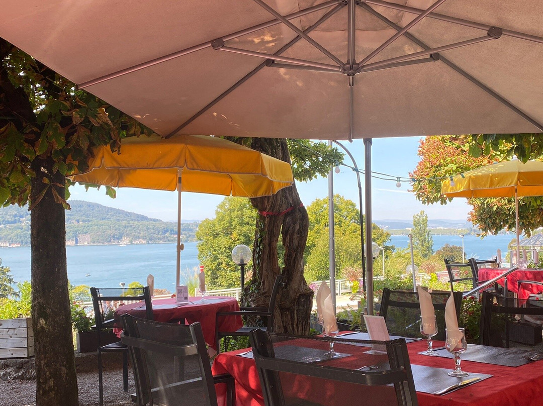 Les Acacias Bellevue主图