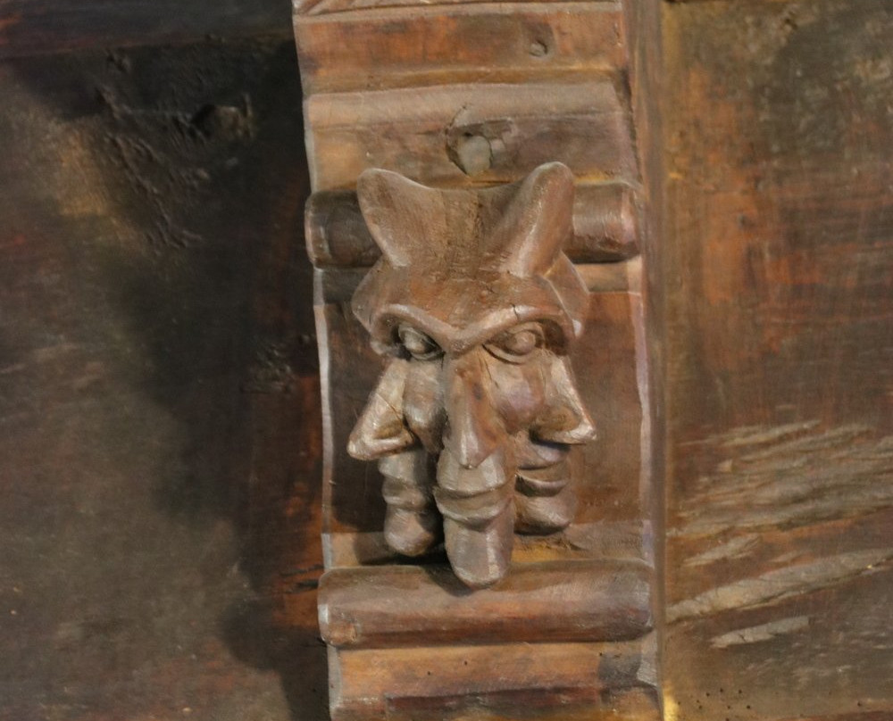Castello Sarriod de La Tour景点图片
