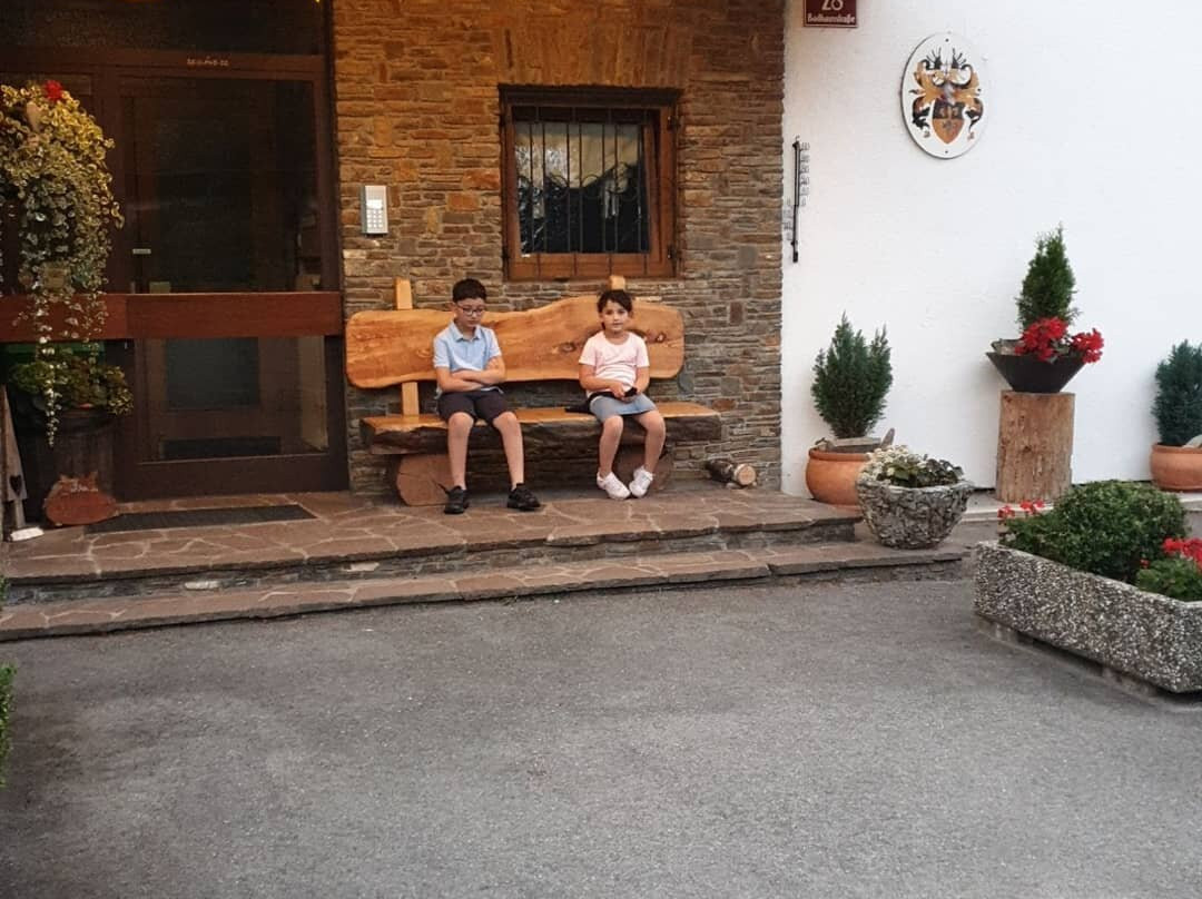 瓦得豪斯伊格斯酒店主图