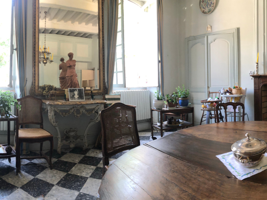 帕拉达城堡酒店主图