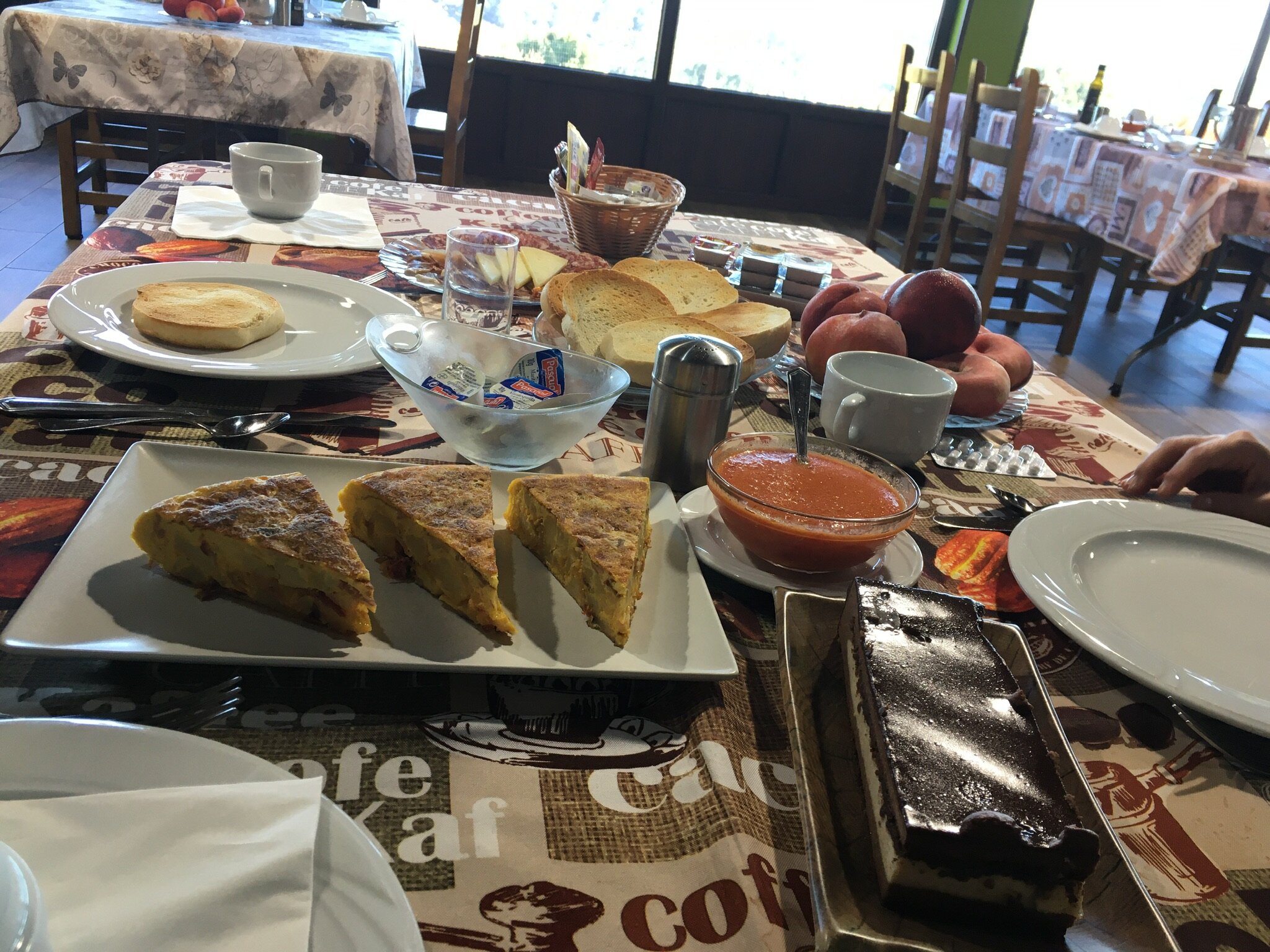 Casa De Aldea Casona Los Gamonales-餐饮