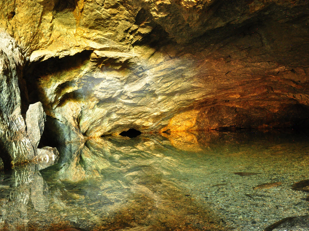 Spar Grotto-Marica必去景点