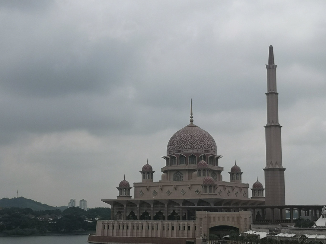 Putrajaya Lake-太子城必去景点