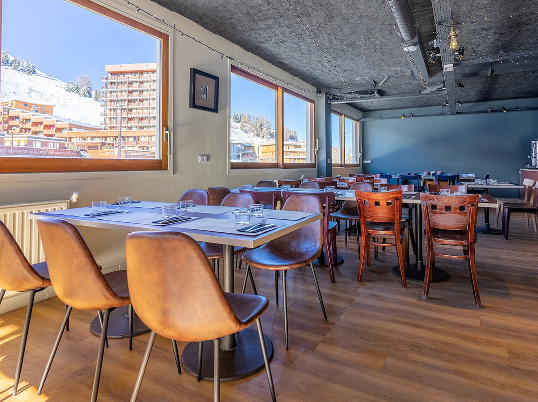 Holala · La Plagne Centre · Bar & Restaurant
